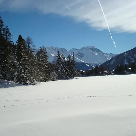 Colline 8 By Interhome דירה